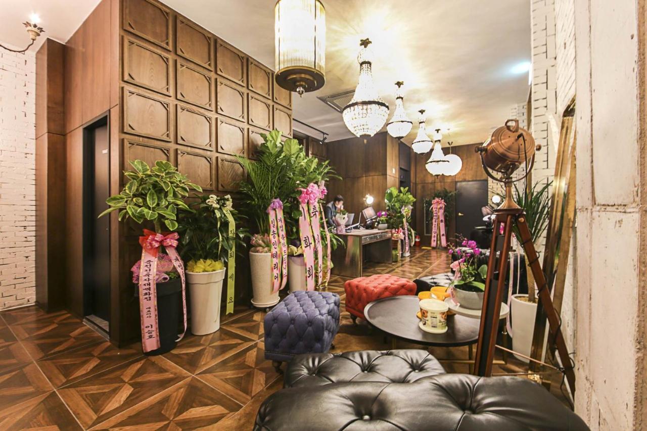 Lerocherrouge Hotel Chuncheon Dış mekan fotoğraf