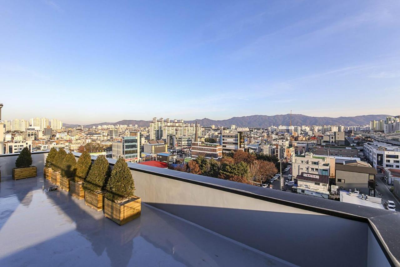 Lerocherrouge Hotel Chuncheon Dış mekan fotoğraf