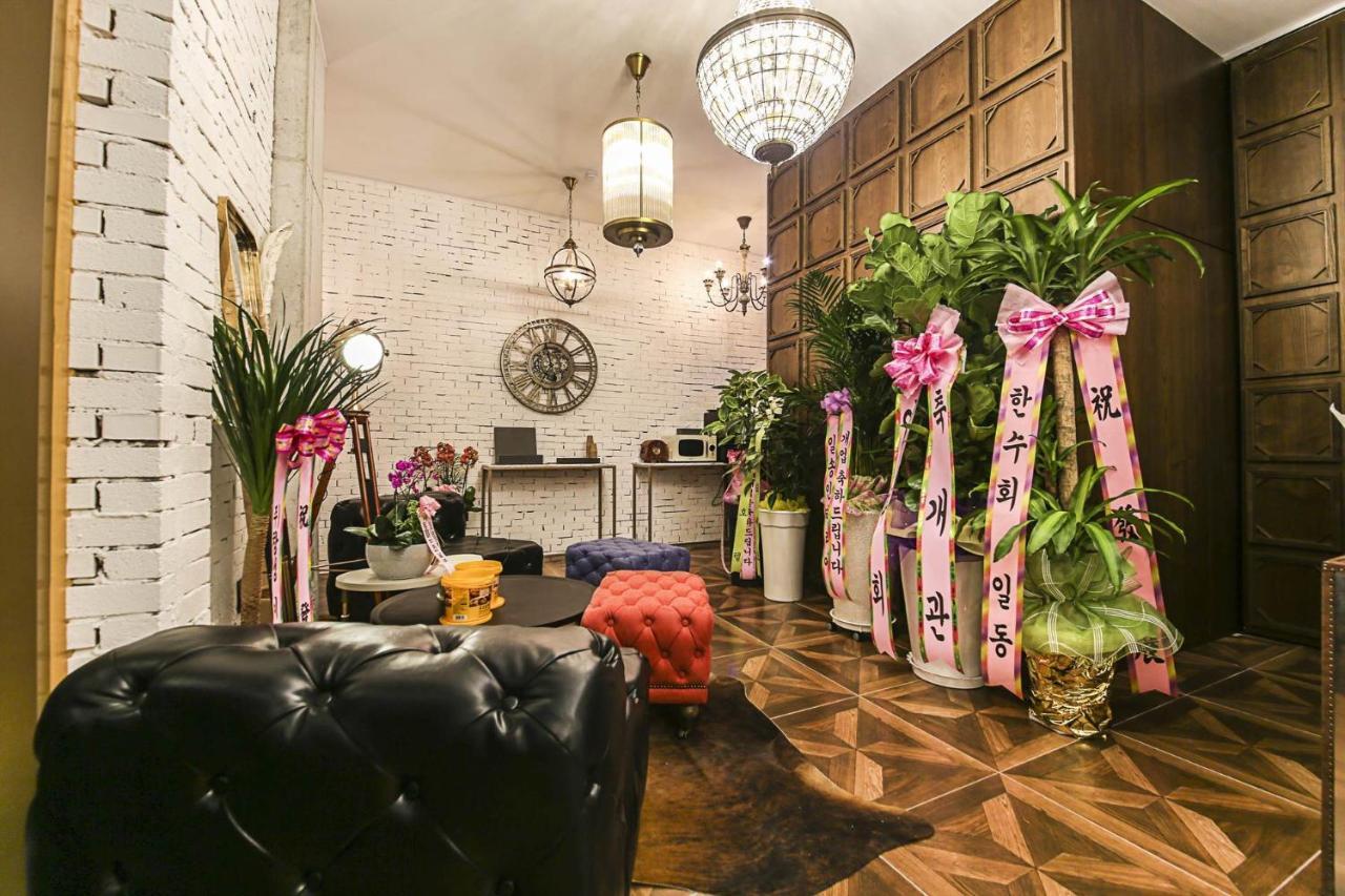 Lerocherrouge Hotel Chuncheon Dış mekan fotoğraf