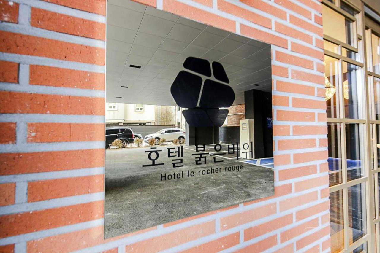 Lerocherrouge Hotel Chuncheon Dış mekan fotoğraf